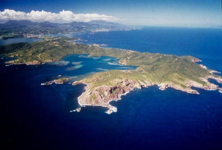 <EM>Réserve Naturelle de la Presqu'île de la Caravelle</EM> <EM>Réserve Naturelle de la Presqu'île de la Caravelle</EM>