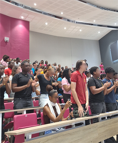 Un public de collégiens, lycéens et étudiants